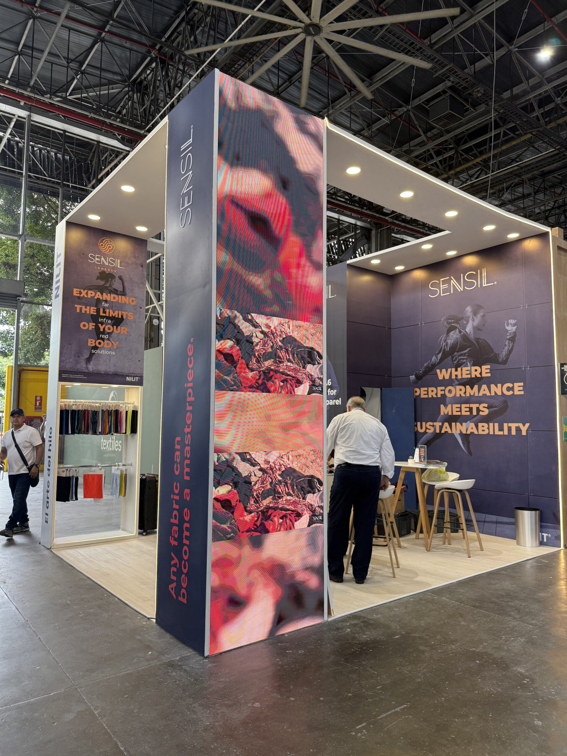 Stand personalizado NILIT